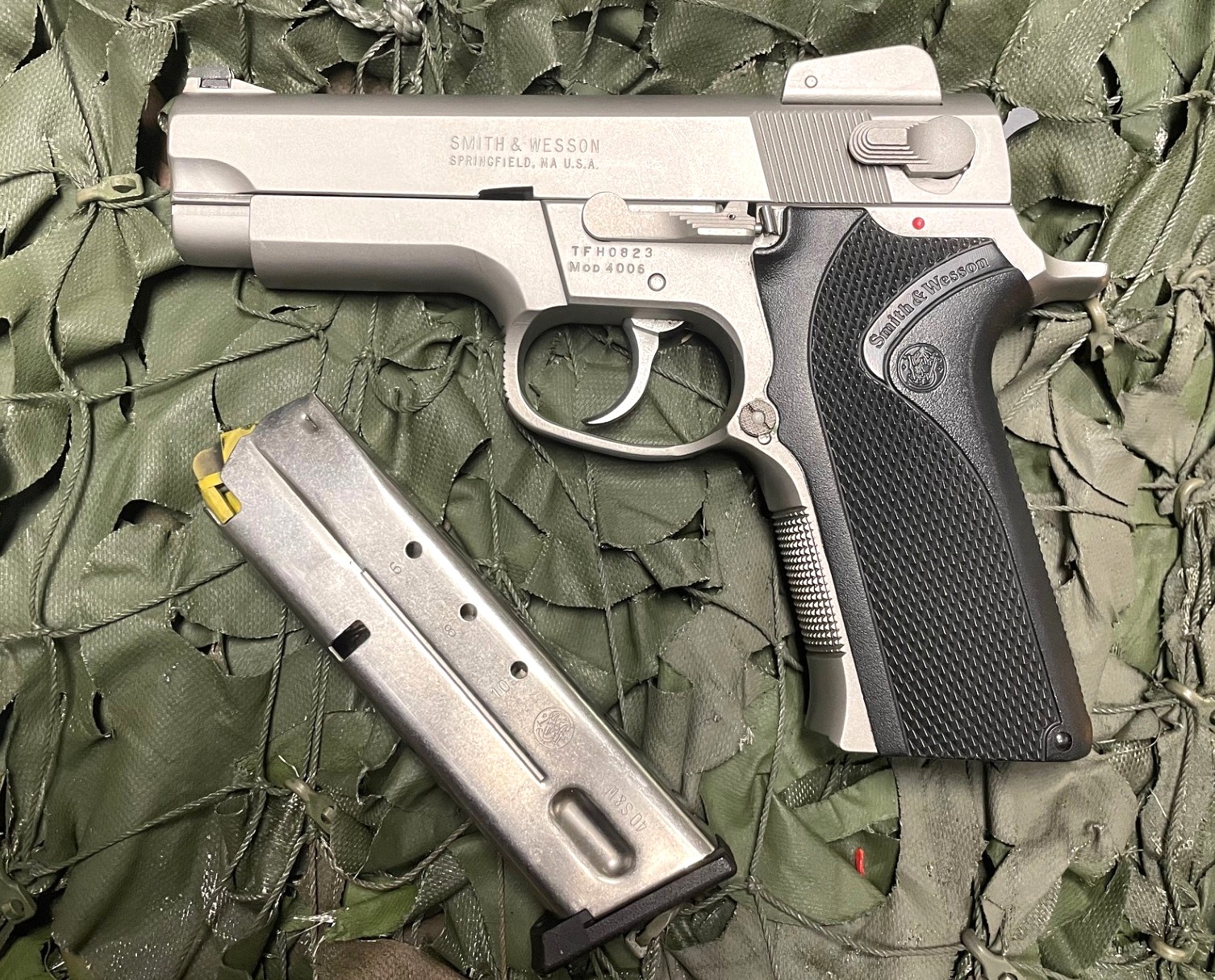 S&W 4006