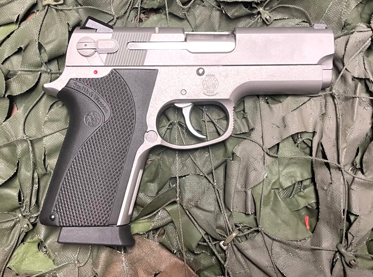 S&W 4516-1